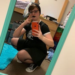 Meet your Posher, Alissa